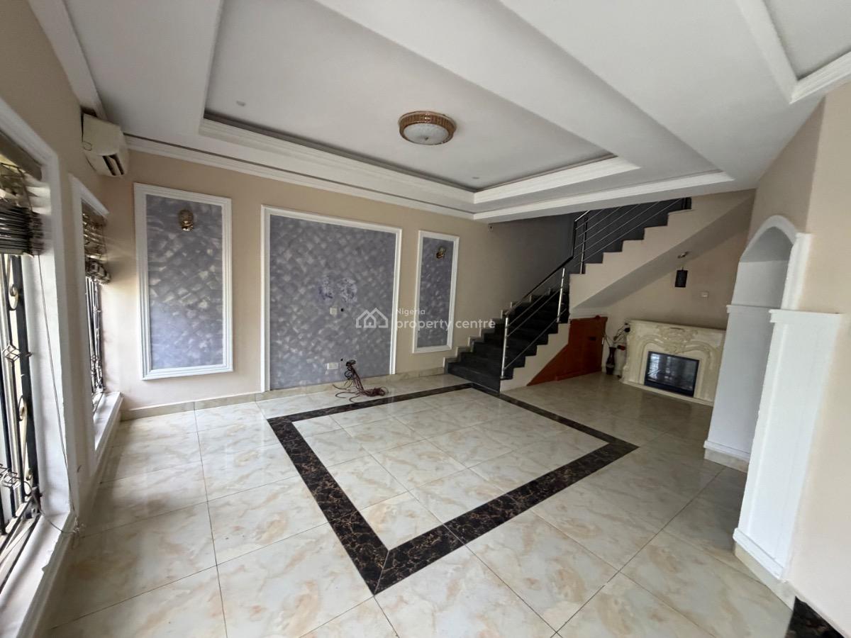 Standard 4 Bedroom Terrace Duplex, Guzape District, Abuja, Terraced Duplex for Rent