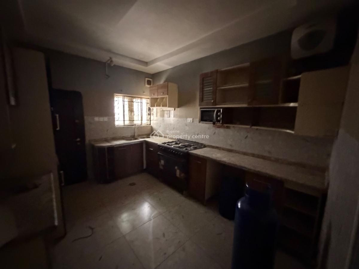 Standard 4 Bedroom Terrace Duplex, Guzape District, Abuja, Terraced Duplex for Rent