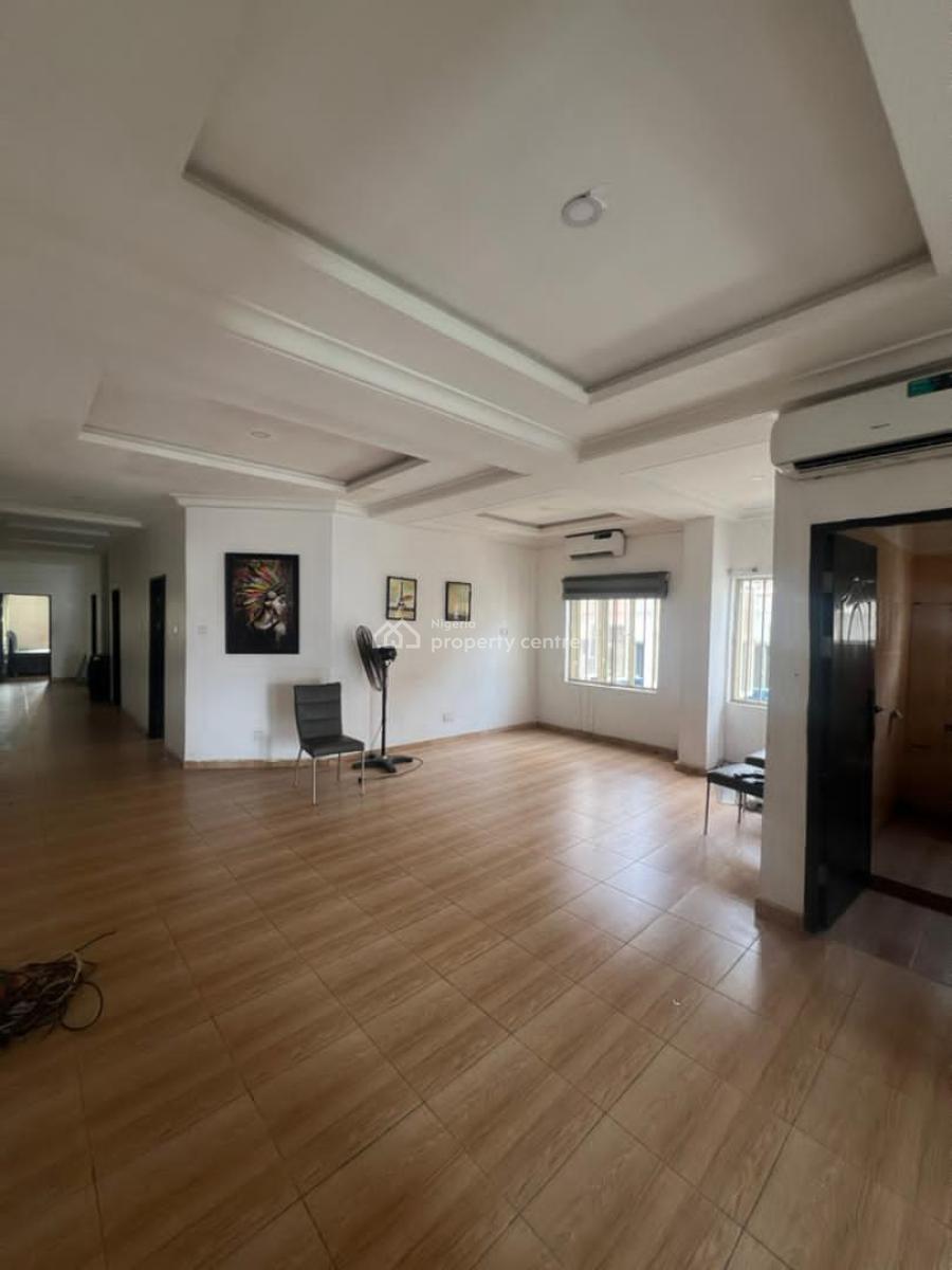 Luxury Exquisite Ultra-spacious 4 Bedroom Apartment, Sangotedo Ajah, Sangotedo, Ajah, Lagos, Flat / Apartment for Sale