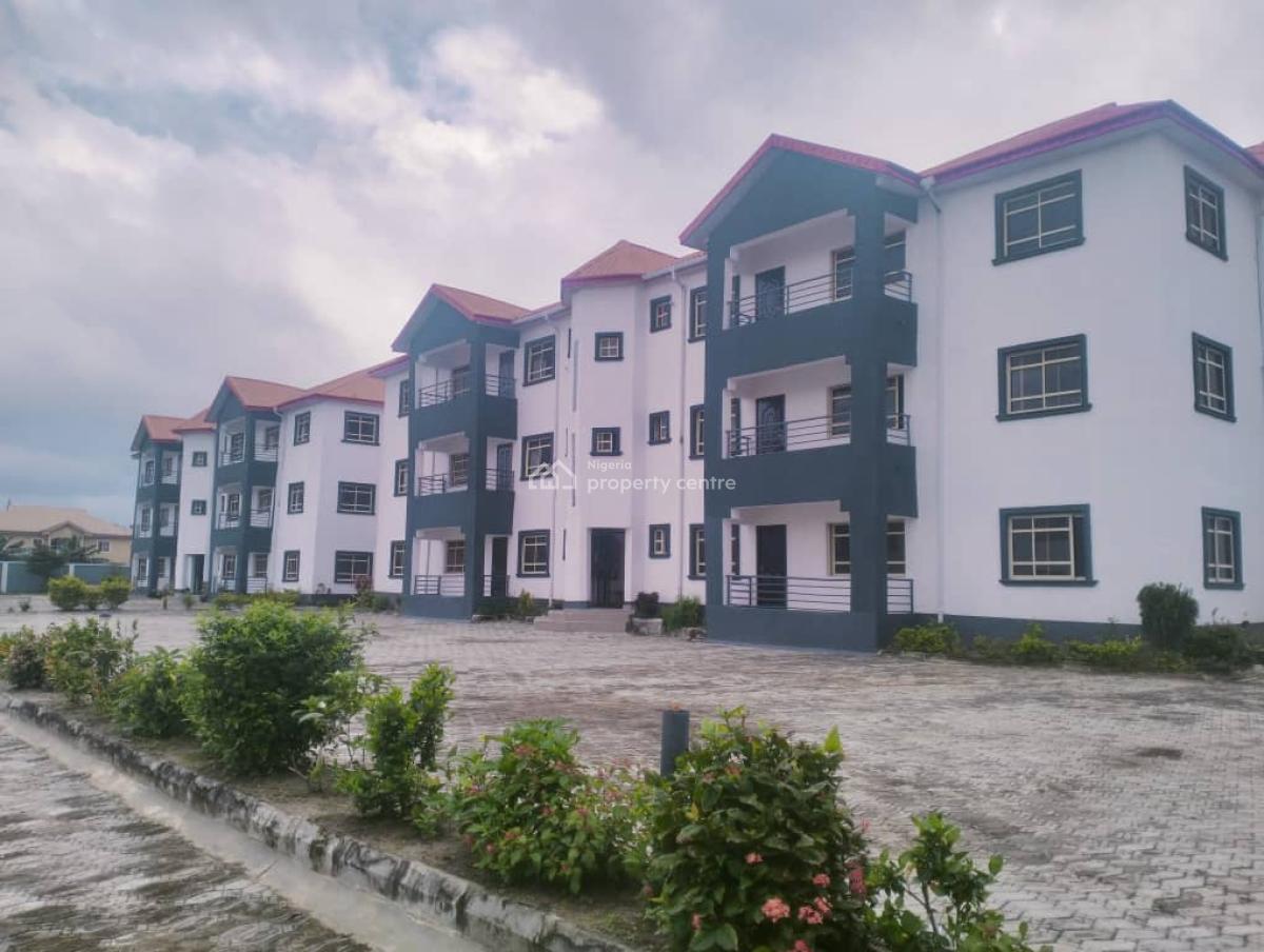 Luxury Upstairs Newly Built 3-bedroom Spacious with Excellent Facility, Sangotedo, Ajah, Lagos, Flat / Apartment for Rent