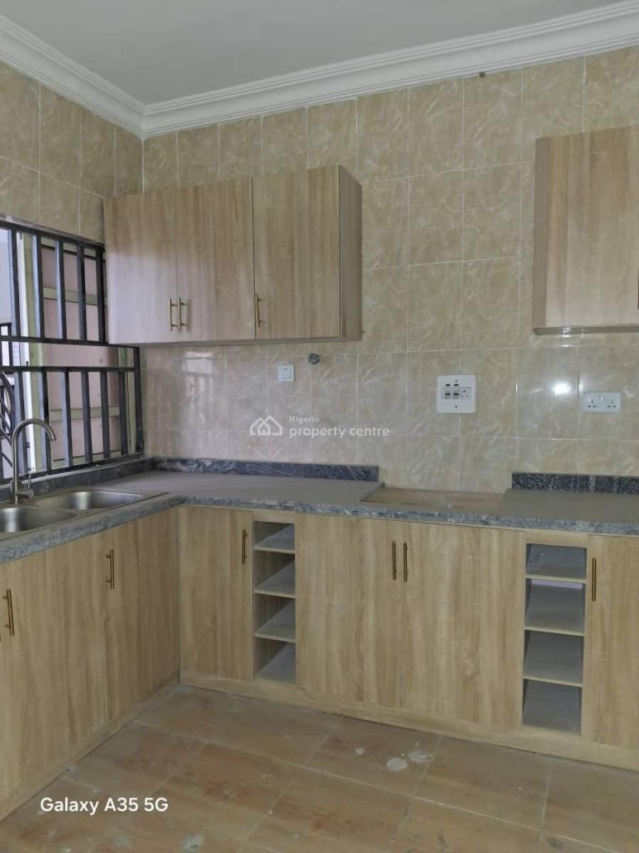 Luxury Upstairs Newly Built 3-bedroom Spacious with Excellent Facility, Sangotedo, Ajah, Lagos, Flat / Apartment for Rent