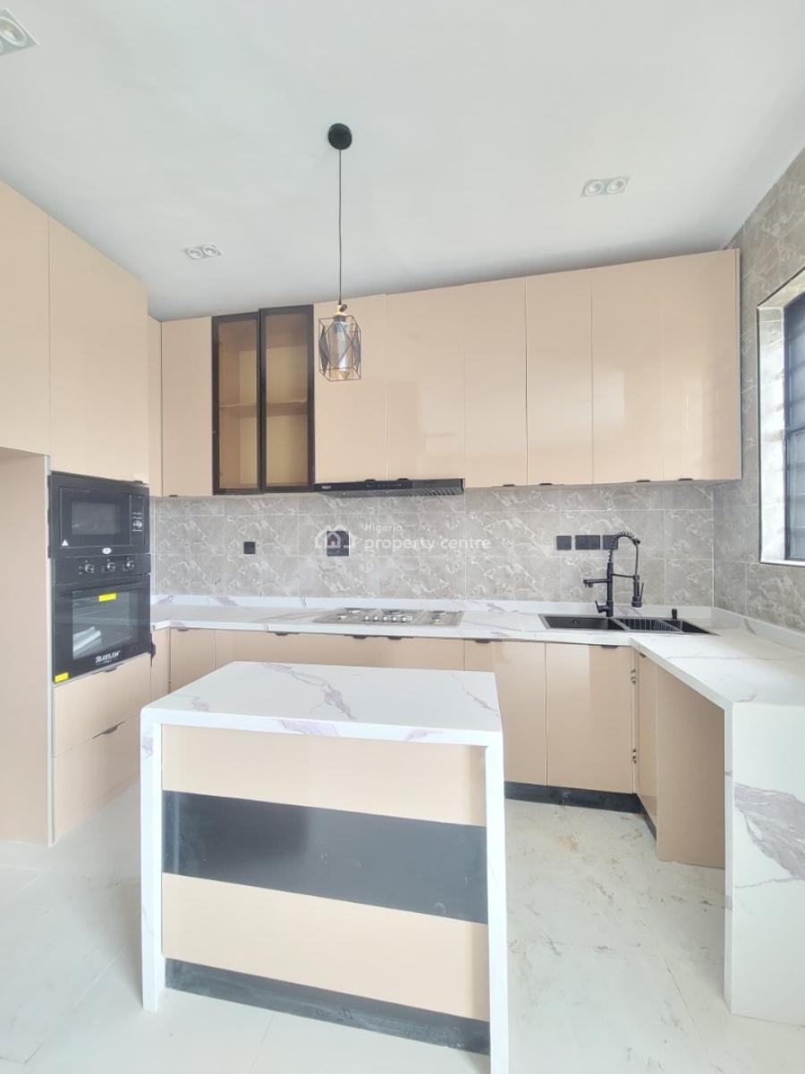 Beautiful 2bedroom Apartment, Ologolo, Lekki, Lagos, Flat / Apartment for Sale