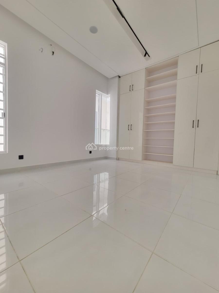 5 Bedroom Fully Detached Duplex with Swimming Pool and Bq, Ologolo, Lekki, Lagos, Detached Duplex for Sale