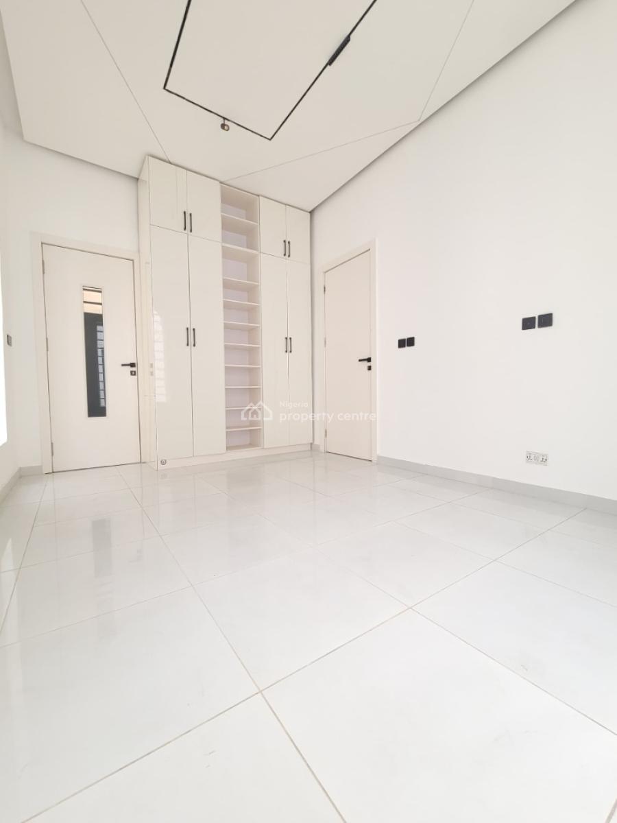 5 Bedroom Fully Detached Duplex with Swimming Pool and Bq, Ologolo, Lekki, Lagos, Detached Duplex for Sale