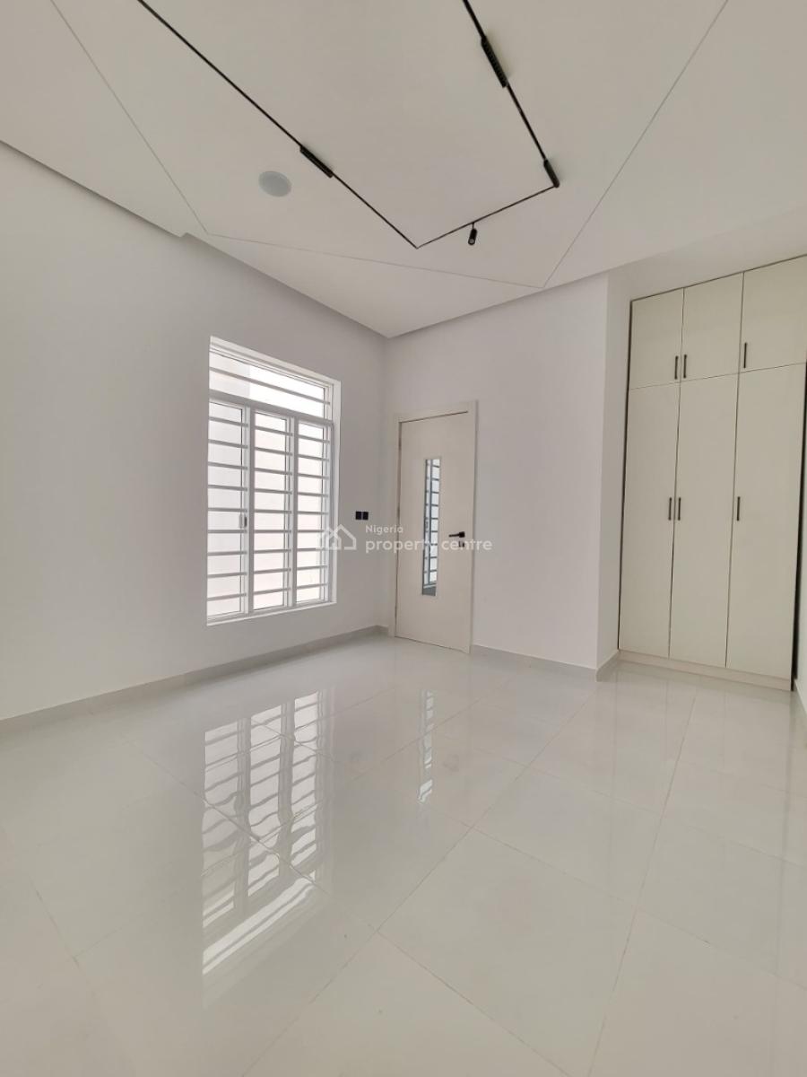 5 Bedroom Fully Detached Duplex with Swimming Pool and Bq, Ologolo, Lekki, Lagos, Detached Duplex for Sale
