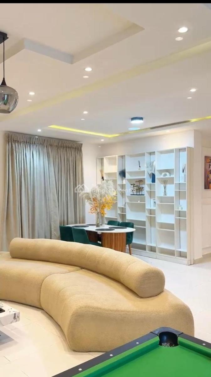 Luxury 2bed with Rooftop Pool,gym & Snooker with a Beautiful View, Lekki Phase 1, Lekki, Lagos, Flat / Apartment Short Let