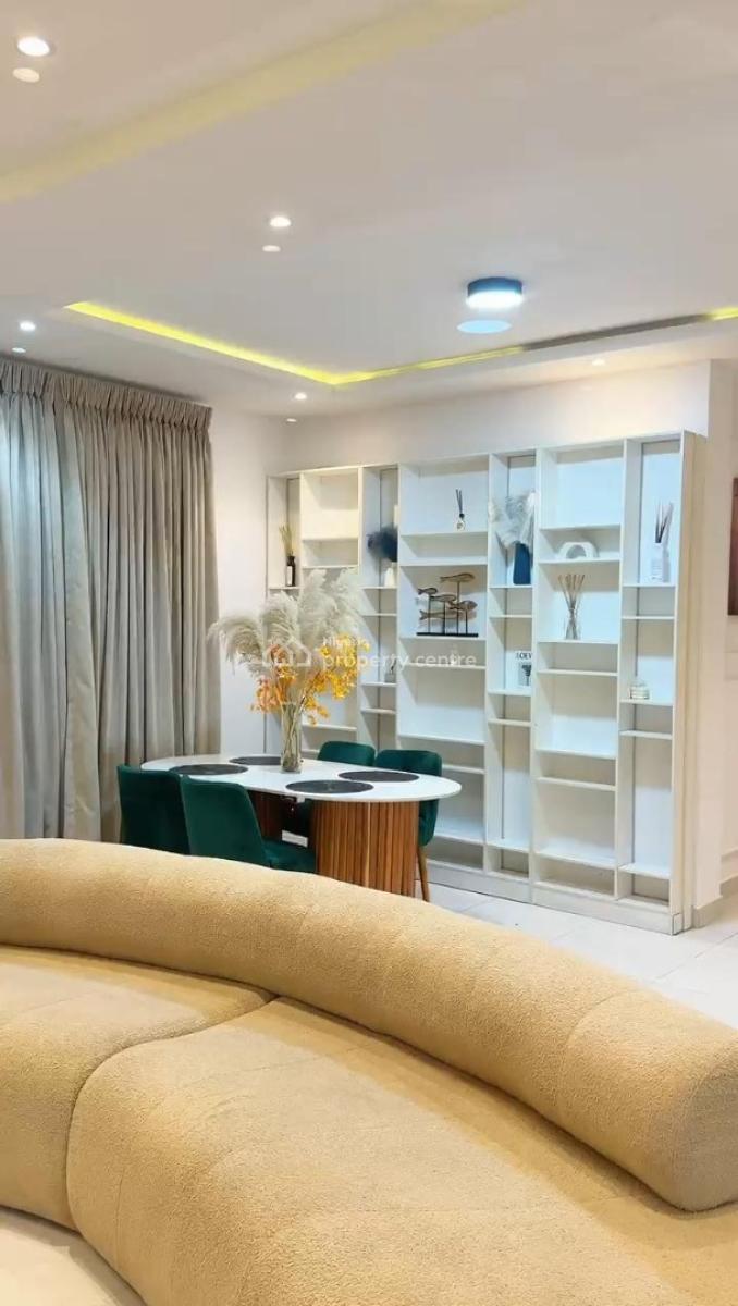 Luxury 2bed with Rooftop Pool,gym & Snooker with a Beautiful View, Lekki Phase 1, Lekki, Lagos, Flat / Apartment Short Let