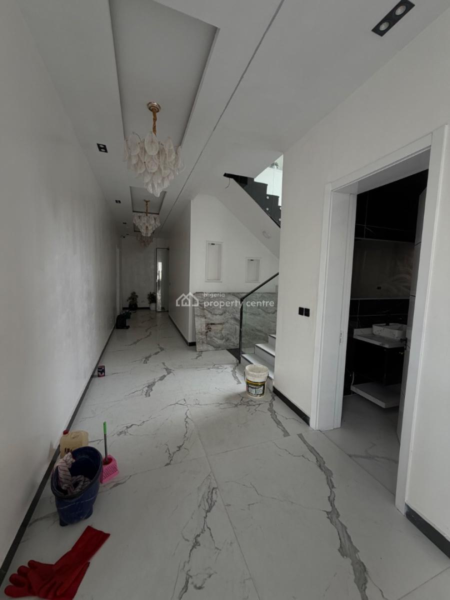 6bedrooms Mansion with Bq and Pool, Vintage Estate, Ikate, Lekki, Lagos, Detached Duplex for Sale