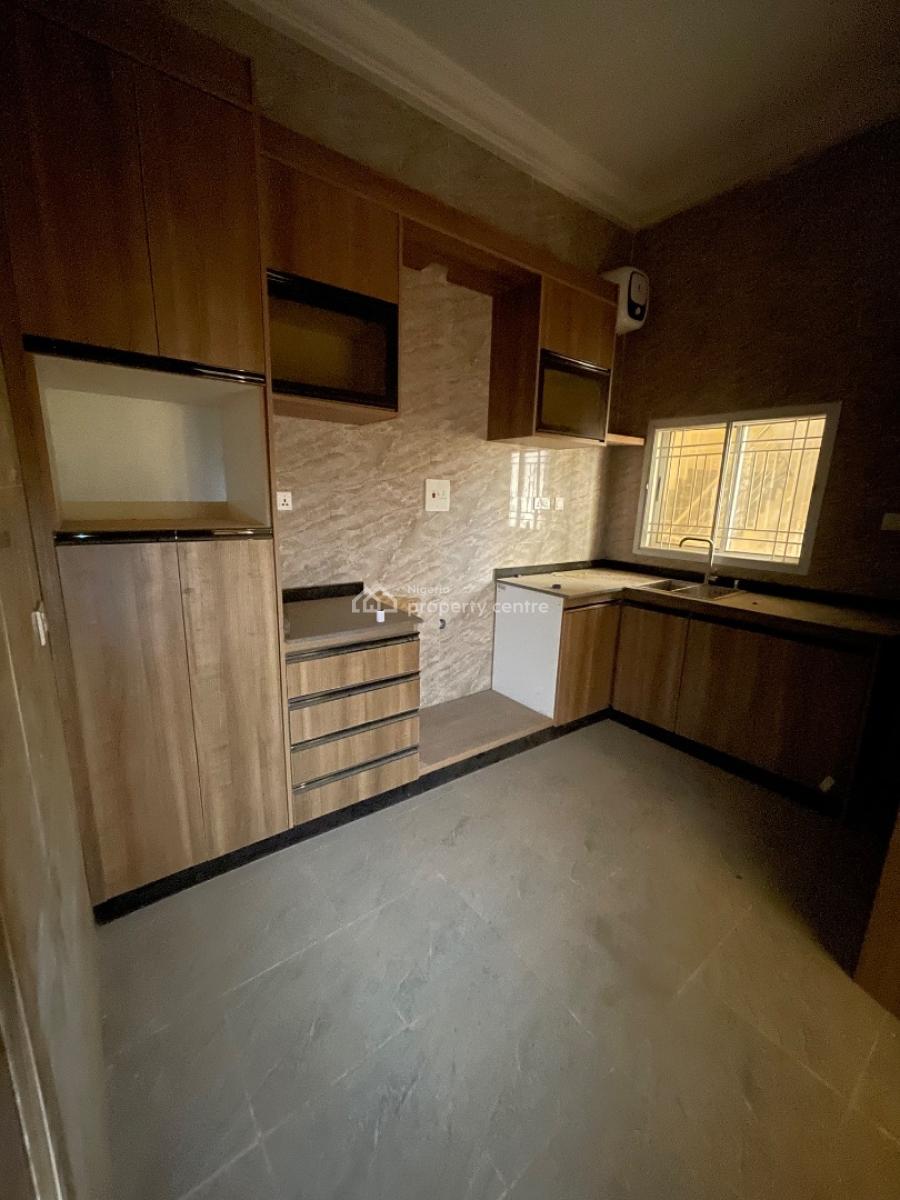 Newly Built/serviced 3 Bedrooms Flat, Jahi, Abuja, House for Rent