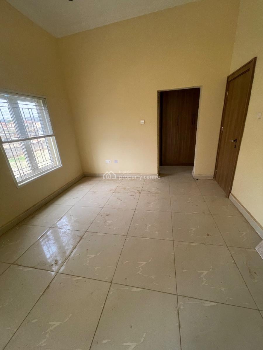 Newly Built/serviced 3 Bedrooms Flat, Jahi, Abuja, House for Rent