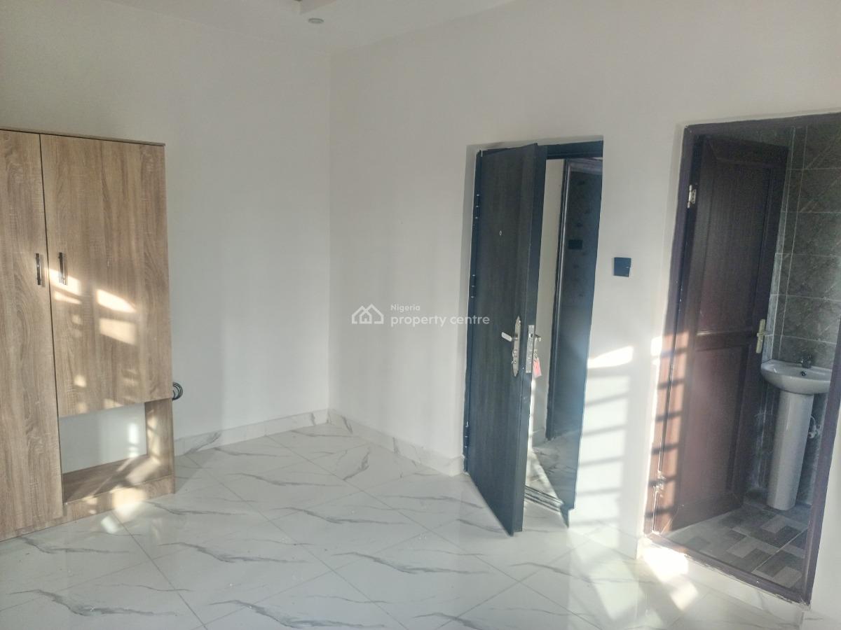 Newly Built Executive Mini Flat (room & Parlor) with Dstv Satellite Di, Desa, Just After Richland Estate, Ibeju Lekki, Lagos, Mini Flat (room and Parlour) for Rent