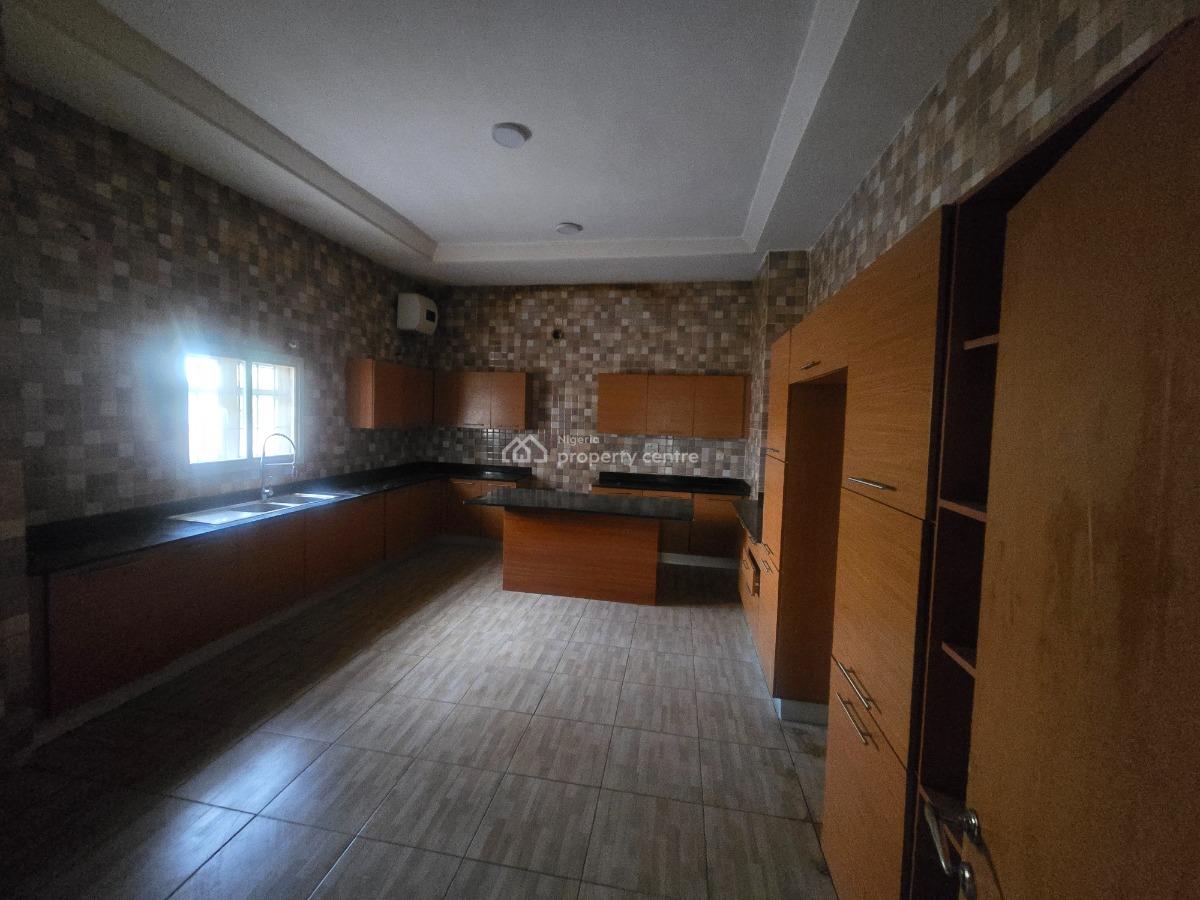 Spacious 5-bedroom Fully Detached Duplex Plus 2 Rooms Bq, Off Admiralty Road, Lekki Phase 1, Lekki, Lagos, Detached Duplex for Rent