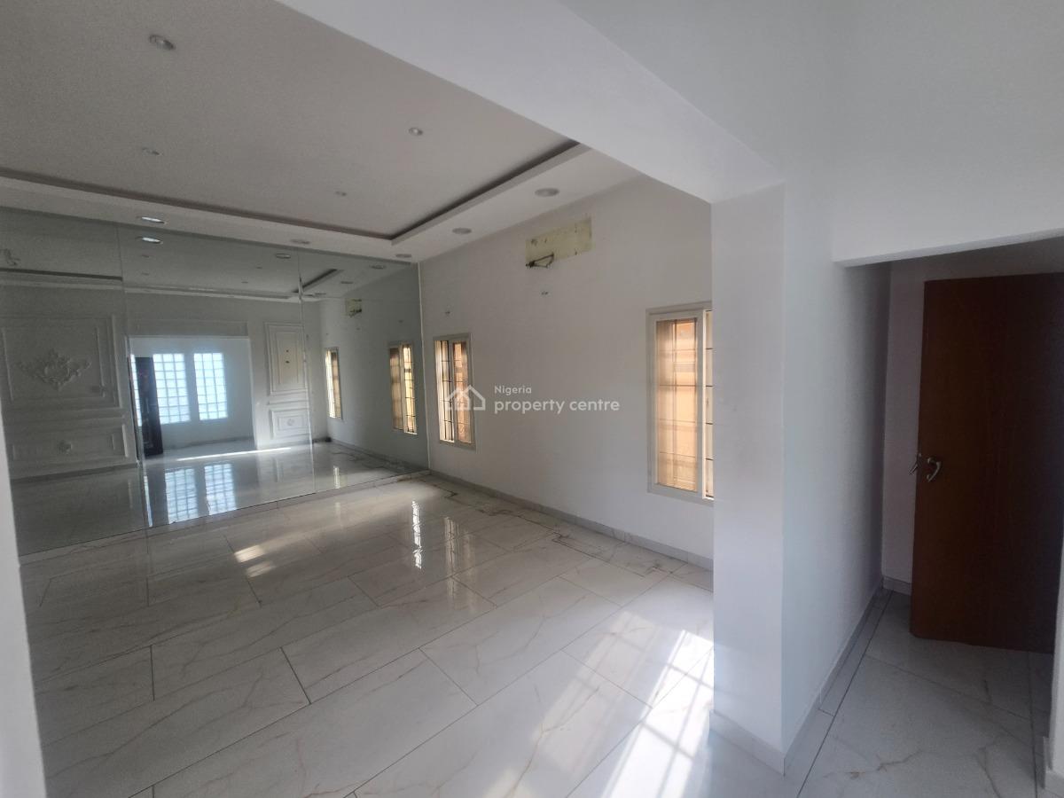 Spacious 5-bedroom Fully Detached Duplex Plus 2 Rooms Bq, Off Admiralty Road, Lekki Phase 1, Lekki, Lagos, Detached Duplex for Rent