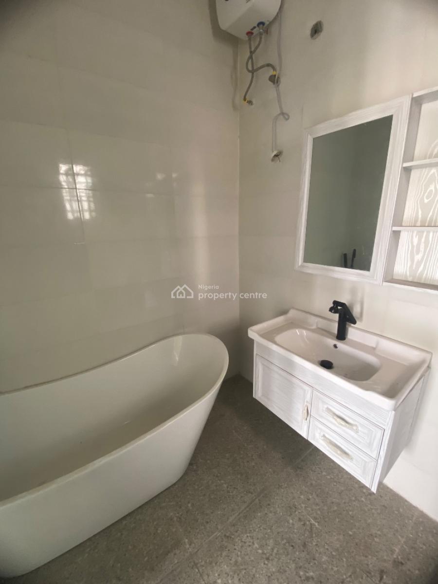 Self Compound & Spacious 4 Bedroom Semi Detached with Bq, Orchid, Lekki, Lagos, Semi-detached Duplex for Sale