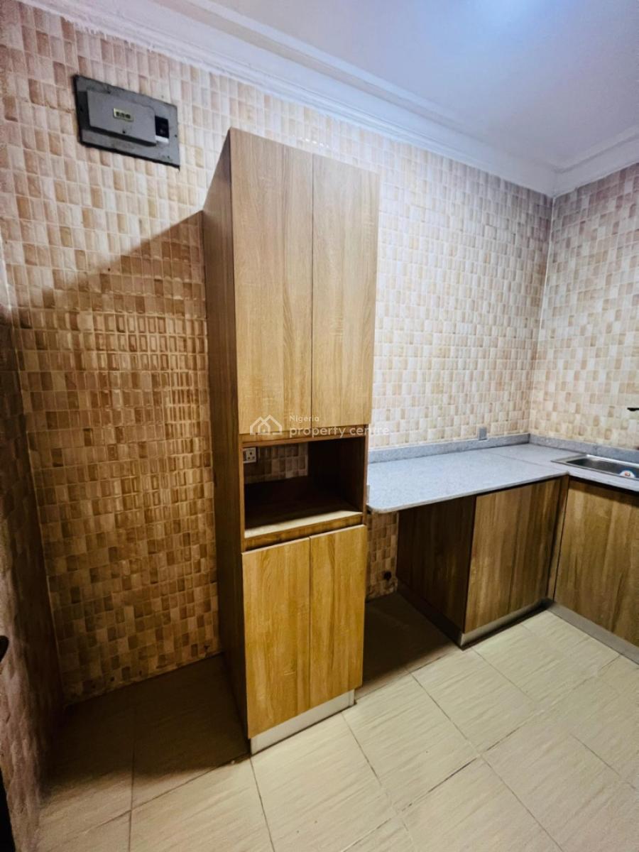 2 Bedroom Flat, Ologolo Road Lekki Lagos, Lekki, Lagos, Flat / Apartment for Rent