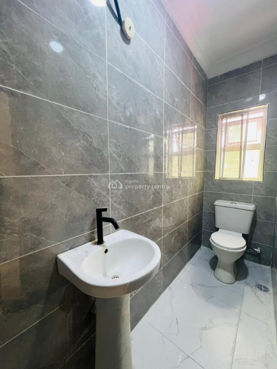 2 Bedroom Flat, Ologolo Road Lekki Lagos, Lekki, Lagos, Flat / Apartment for Rent