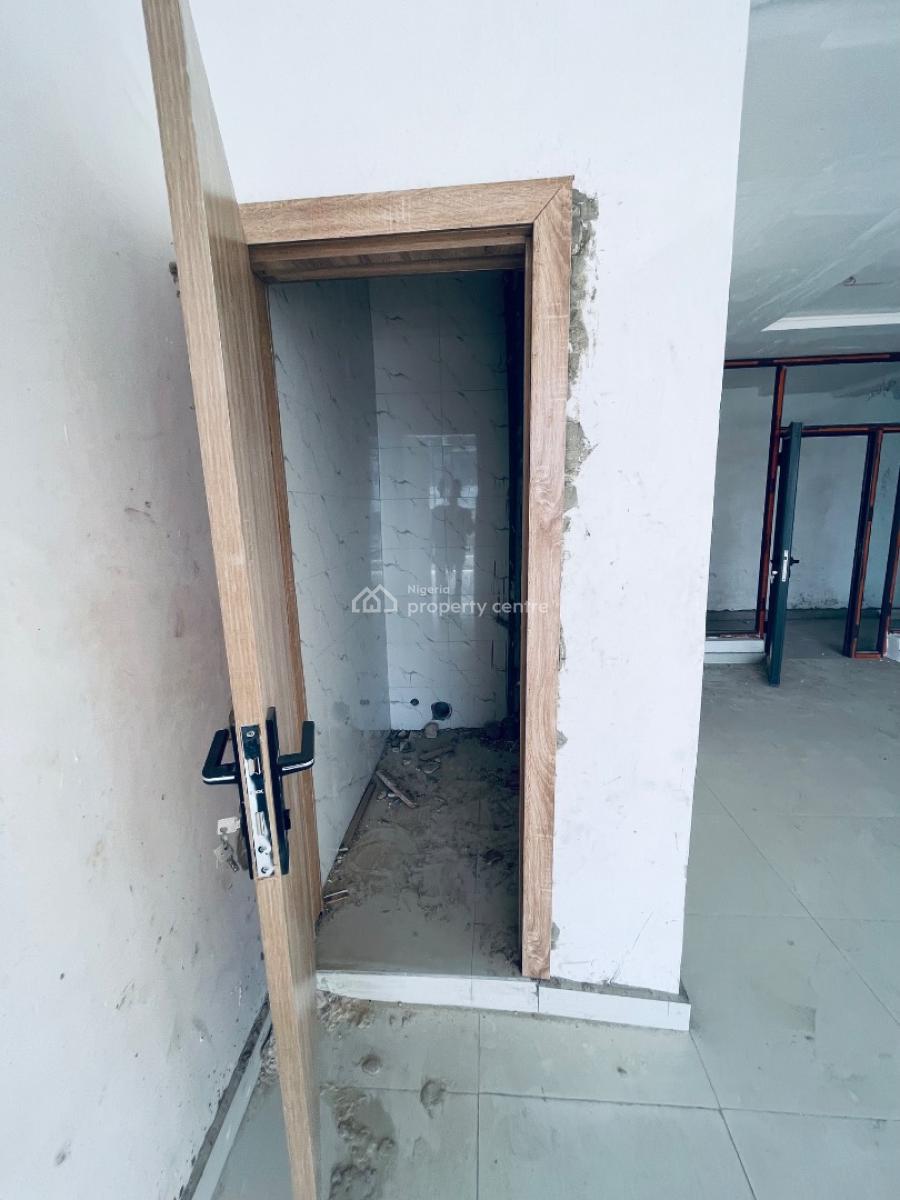 Well Positioned Shops at Agungi Former Oxford Hotel, 2 Mins Walk From The Bustop, Agungi, Lekki, Lagos, Plaza / Complex / Mall for Sale
