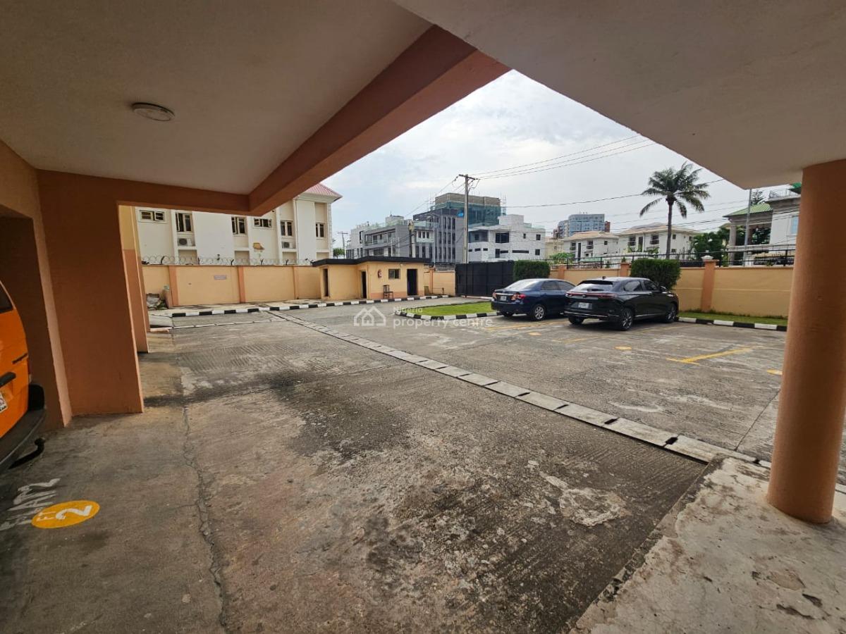 3 Bedroom Fully Serviced Apartment with Bq, Elevator, Ample Parking Et, Old Ikoyi, Ikoyi, Lagos, Flat / Apartment for Sale