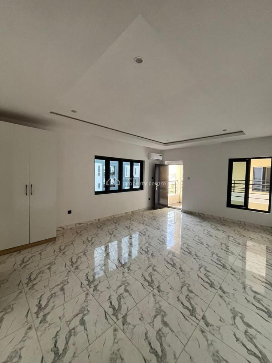 Luxury Newly 3 Bedroom Penthouse with Bq + Swimming Pool + Gym, Lekki Road, Lekki Phase 1, Lekki, Lagos, Flat / Apartment for Rent
