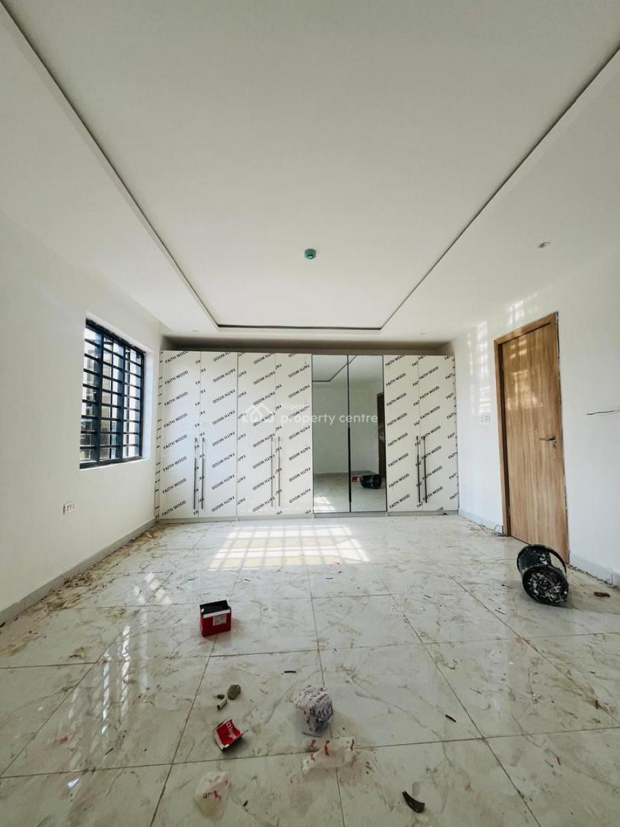 Unique 4 Bedroom Penthouse with Bq, Basketball Court, Elevator, Pool, Ikeja Gra, Ikeja, Lagos, Flat / Apartment for Sale