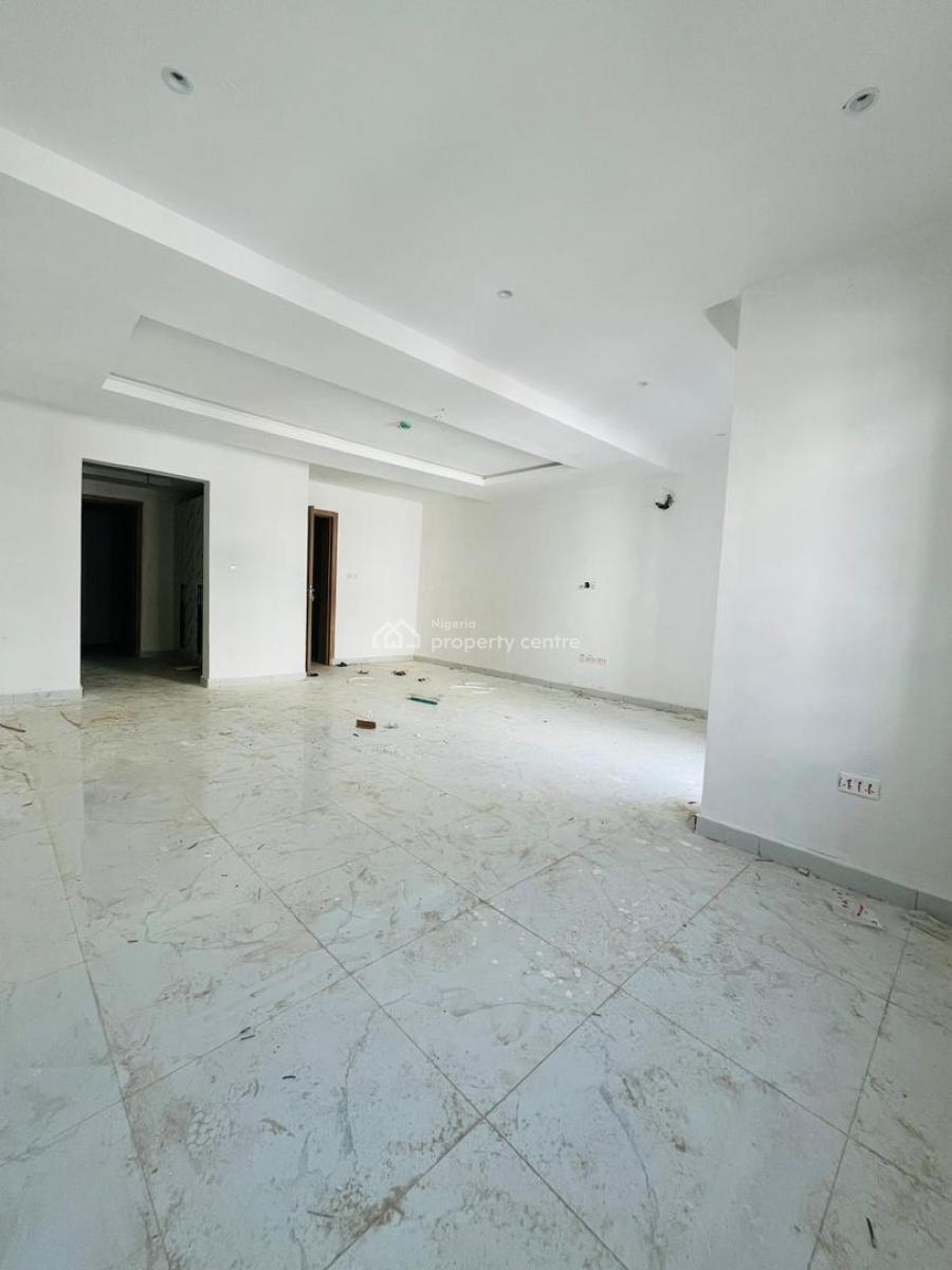 Unique 4 Bedroom Penthouse with Bq, Basketball Court, Elevator, Pool, Ikeja Gra, Ikeja, Lagos, Flat / Apartment for Sale