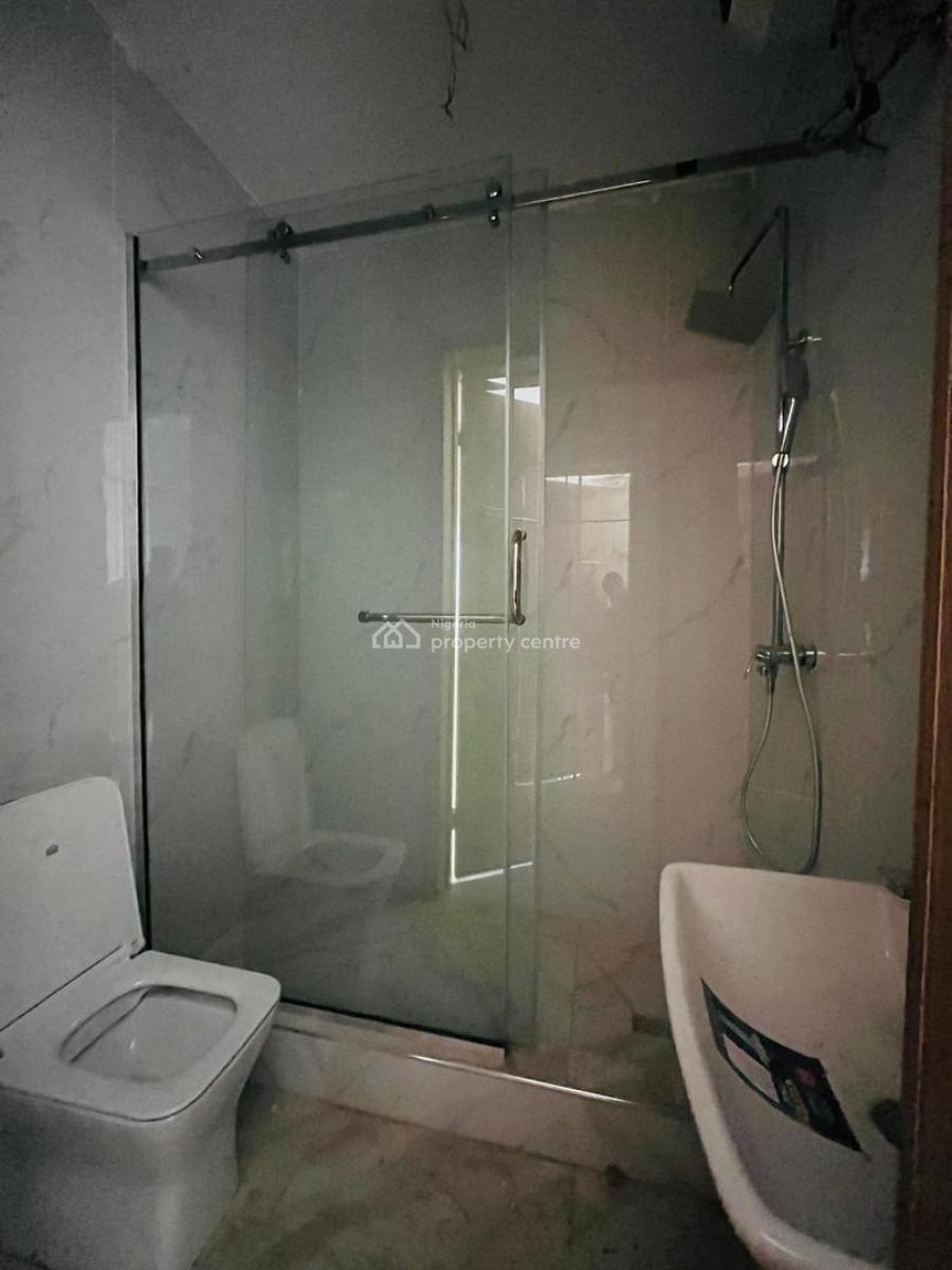 Unique 4 Bedroom Penthouse with Bq, Basketball Court, Elevator, Pool, Ikeja Gra, Ikeja, Lagos, Flat / Apartment for Sale