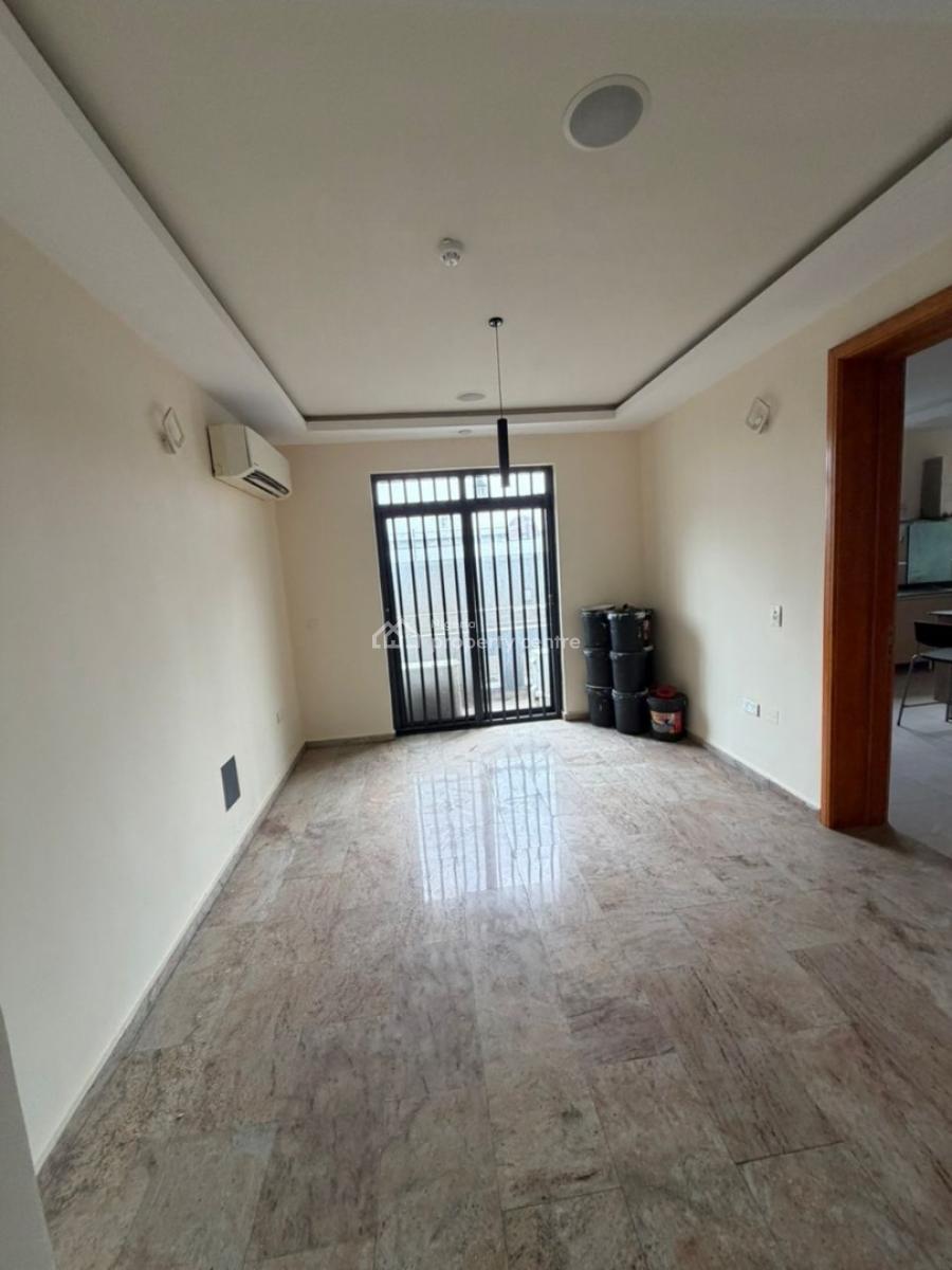 Spacious 3bed Apartment, Off Admiralty Way, Lekki Phase 1, Lekki Phase 1, Lekki, Lagos, House for Rent