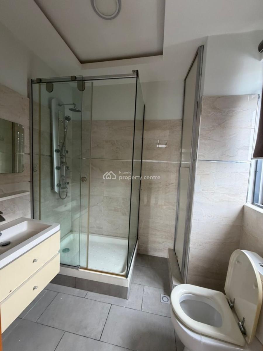Spacious 3bed Apartment, Off Admiralty Way, Lekki Phase 1, Lekki Phase 1, Lekki, Lagos, House for Rent