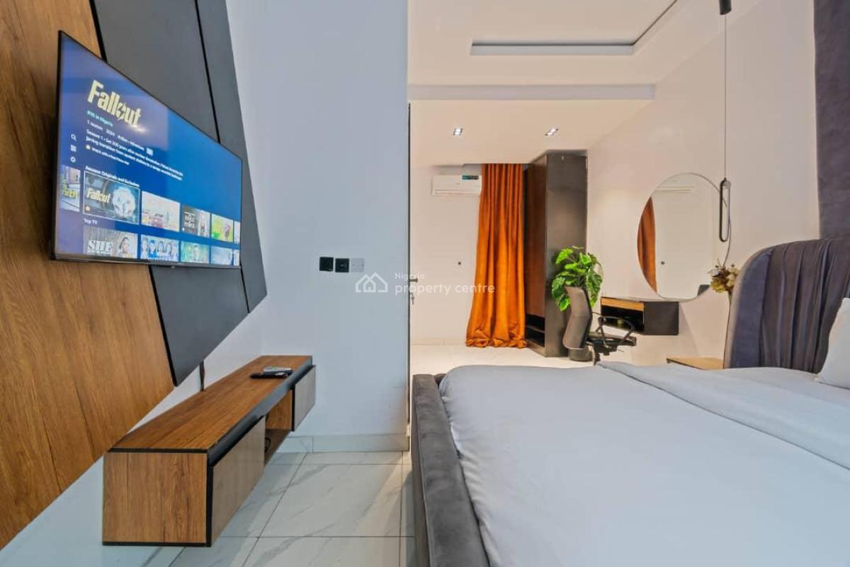 Luxury Furnished & Serviced 1-bedroom Maisonette., No. 3c General Ogomudia Road., Lekki, Lagos, Flat / Apartment for Rent