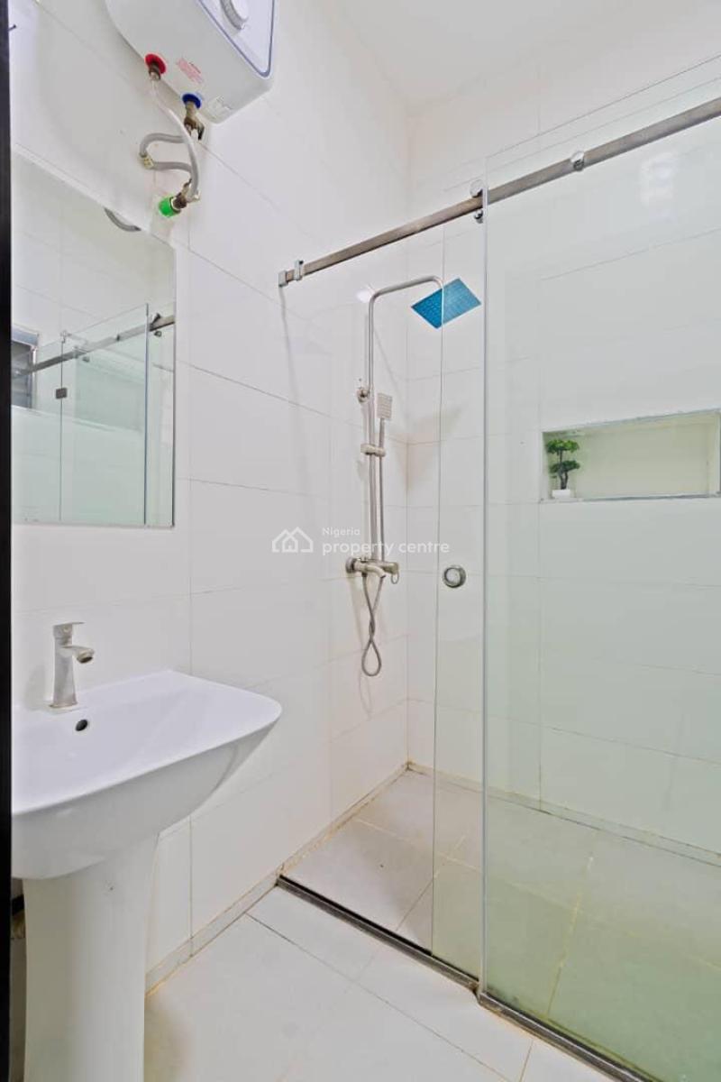 Luxury Furnished & Serviced 1-bedroom Maisonette., No. 3c General Ogomudia Road., Lekki, Lagos, Flat / Apartment for Rent