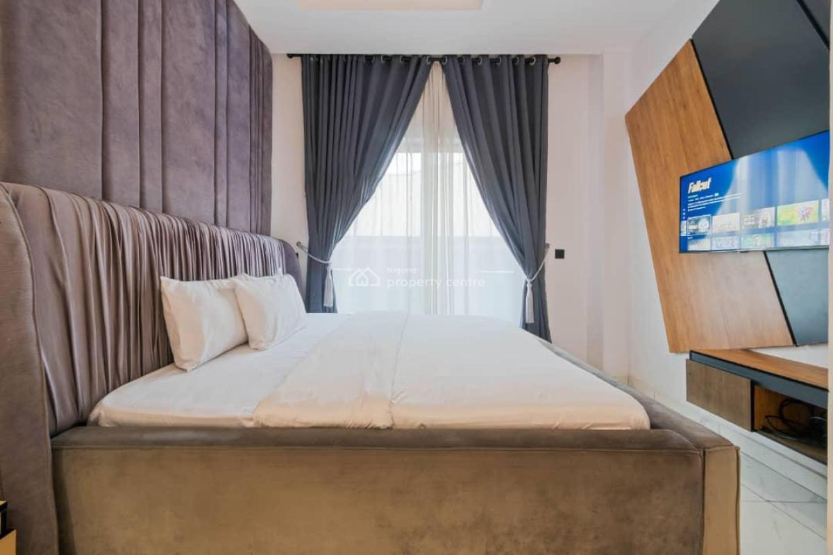 Luxury Furnished & Serviced 1-bedroom Maisonette., No. 3c General Ogomudia Road., Lekki, Lagos, Flat / Apartment for Rent