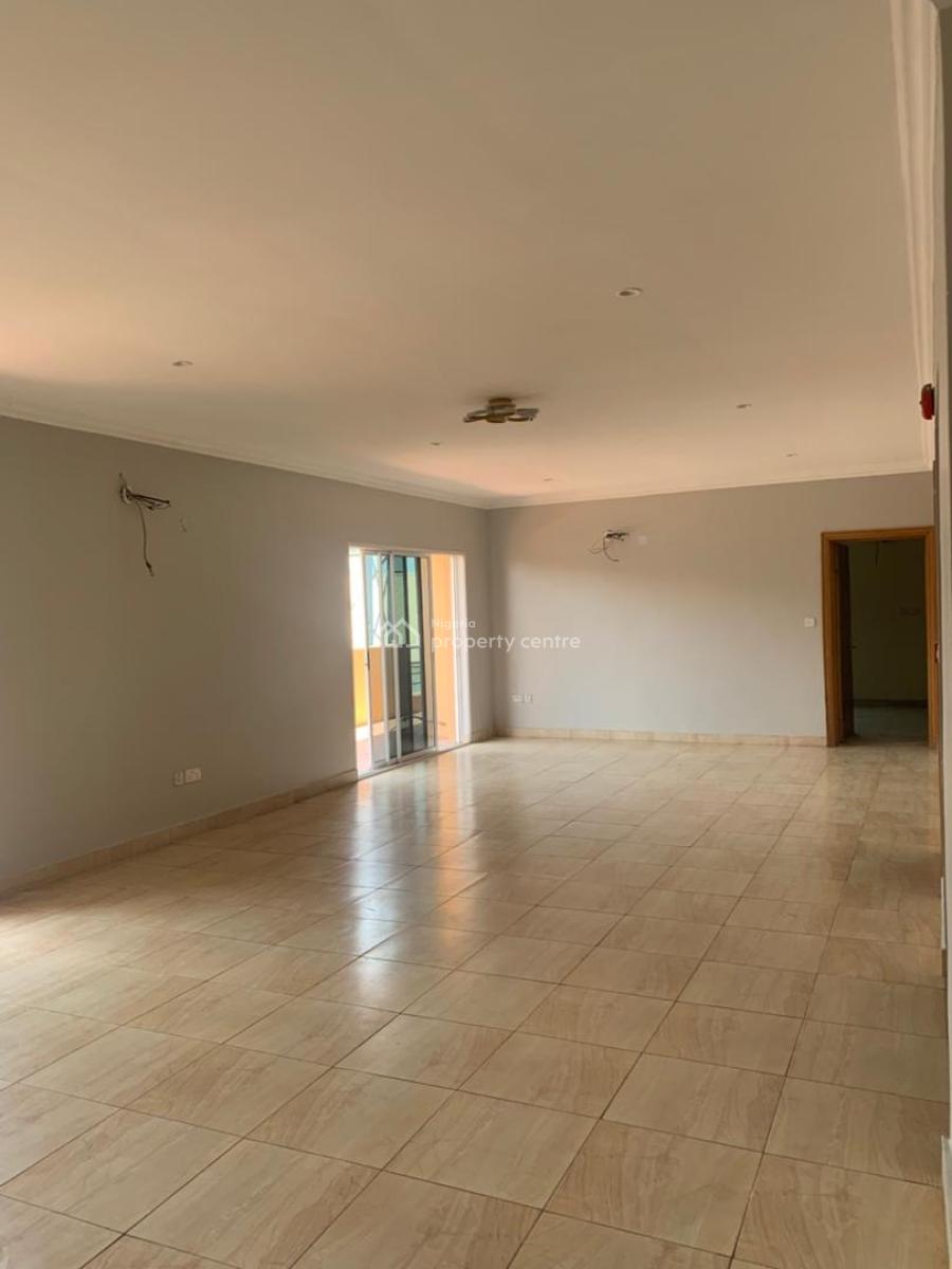 Luxury 3 Bedroom Flat on Second Floor, Lekki Expressway, Lekki, Lagos, Flat / Apartment for Rent