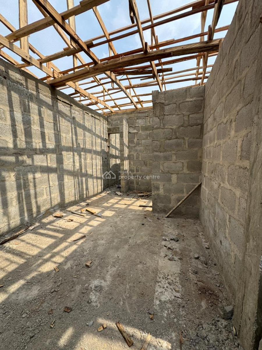 Smart 3 Bed Terrace Duplex with Bq, Off College Road, Ogba, Ikeja, Lagos, Terraced Duplex for Sale