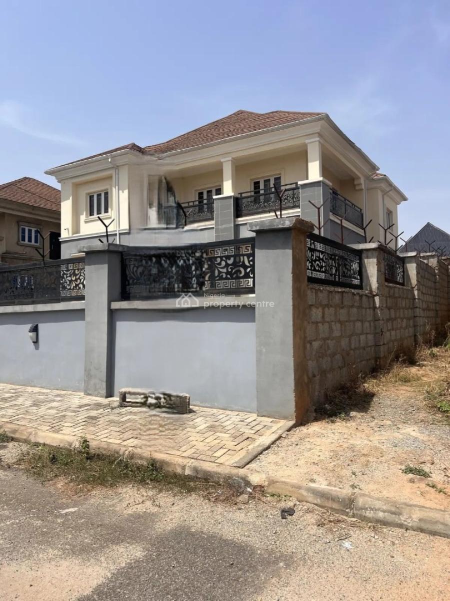 Luxury 4 Bedroom Duplex with Excellent Facilities in Lugbe -abuja, Lugbe District. Abuja - Nigeria., Sabon Lugbe, Lugbe District, Abuja, Detached Duplex for Sale