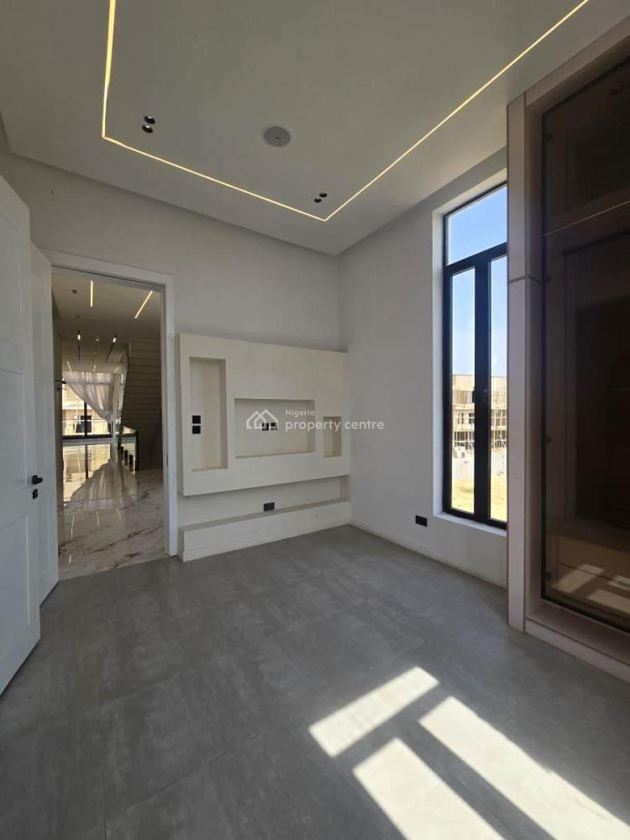Enormous 5bedroom Duplex with a Bq,pool,cinema Within a Serene Environ, Lekki Phase 1, Lekki, Lagos, House for Sale