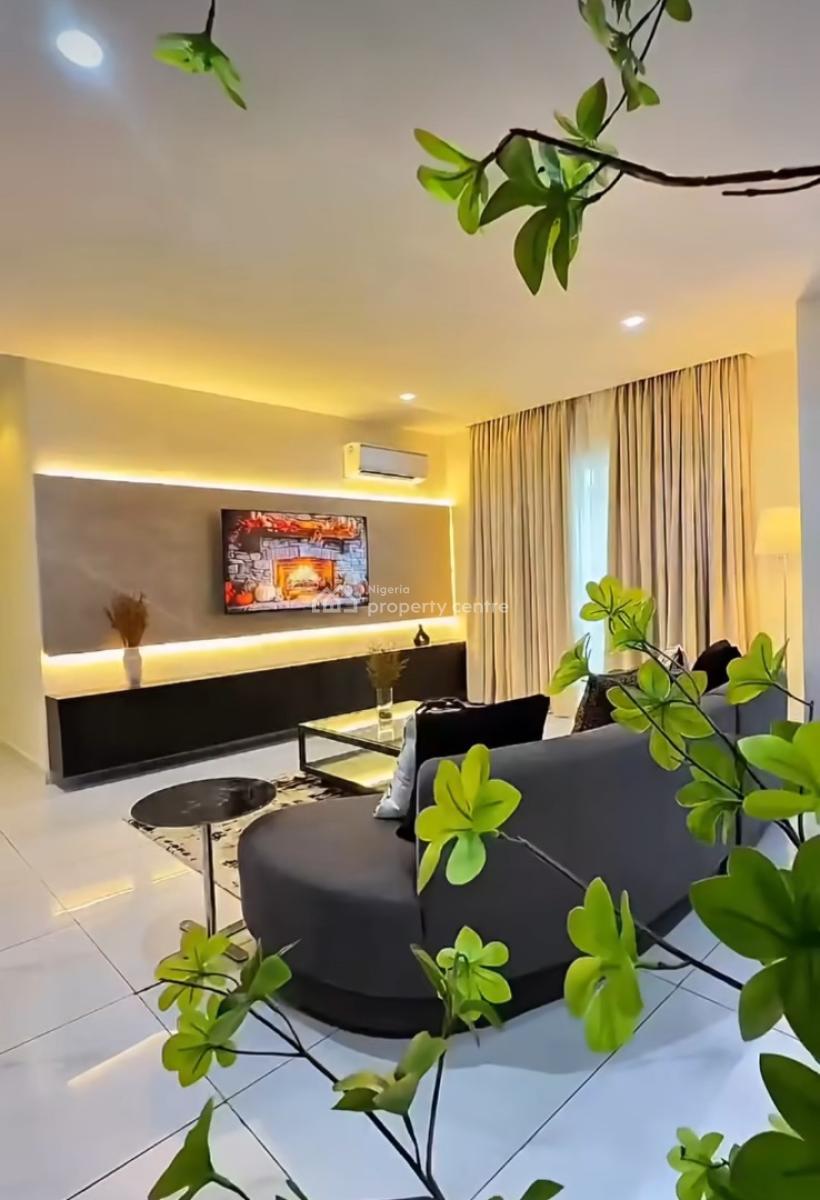 Tastefully Furnished and Serviced 3 Bedroom En-suite Flat, Lekki Phase 1, Lekki, Lagos, Flat / Apartment for Rent