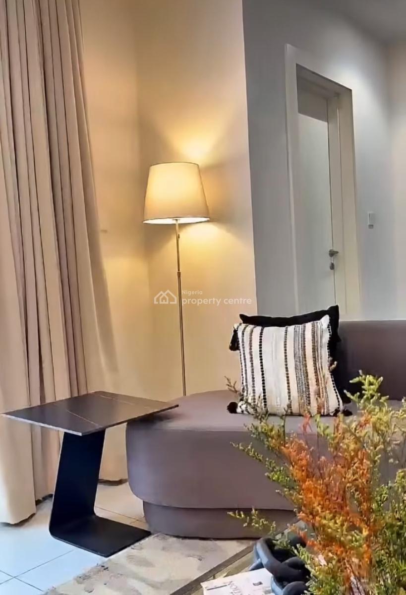 Tastefully Furnished and Serviced 3 Bedroom En-suite Flat, Lekki Phase 1, Lekki, Lagos, Flat / Apartment for Rent