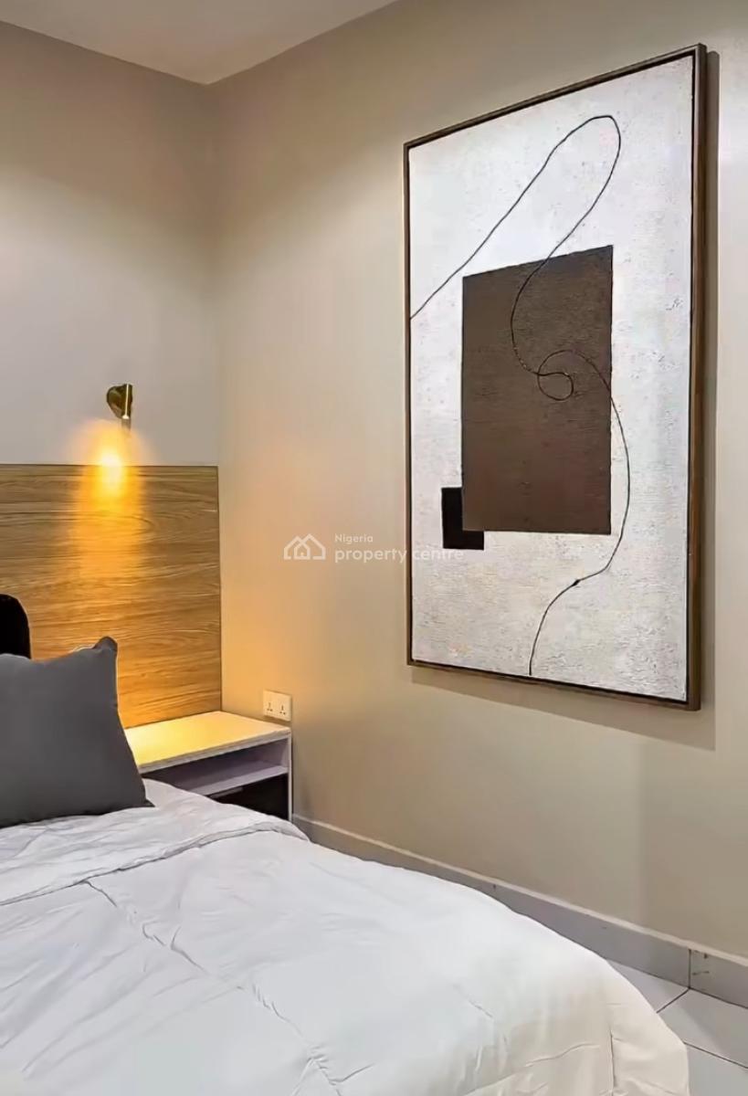 Tastefully Furnished and Serviced 3 Bedroom En-suite Flat, Lekki Phase 1, Lekki, Lagos, Flat / Apartment for Rent