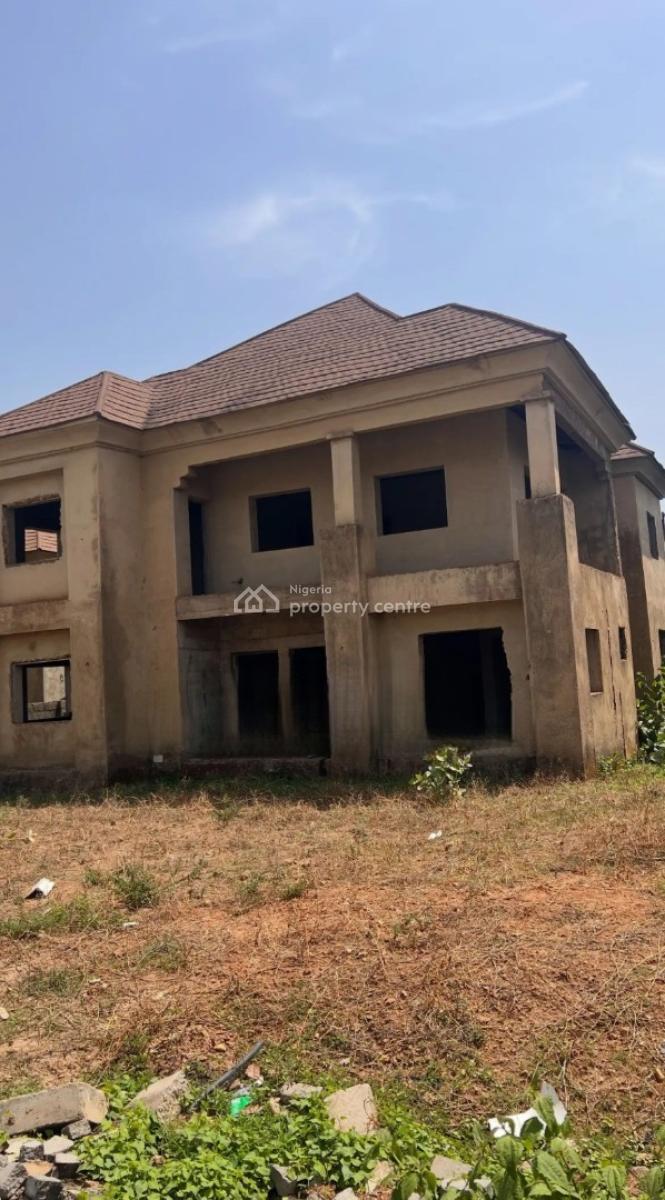 Luxury 4 Bedroom Duplex Cacas with Excellent Facilities in Lugbe -abuj, Lugbe District. Abuja - Nigeria., Sabon Lugbe, Lugbe District, Abuja, Detached Duplex for Sale