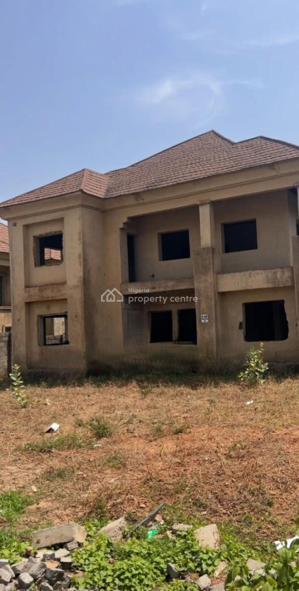 Luxury 4 Bedroom Duplex Cacas with Excellent Facilities in Lugbe -abuj, Lugbe District. Abuja - Nigeria., Sabon Lugbe, Lugbe District, Abuja, Detached Duplex for Sale