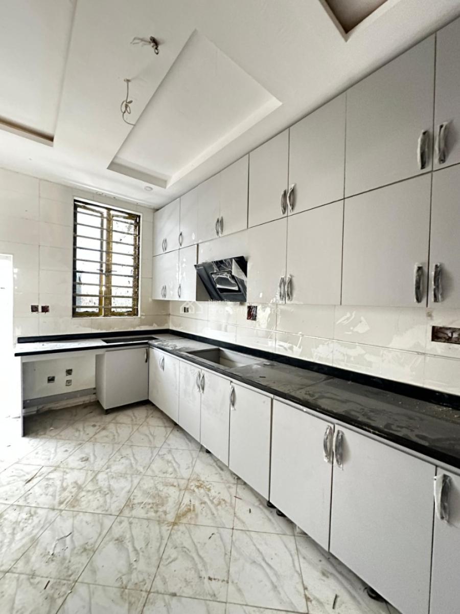 Spacious Luxury 3 Bedroom Terrace Duplex with Bq, Vgc, Lekki, Lagos, Terraced Duplex for Sale