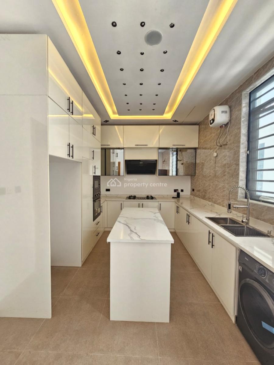 Spacious Exquisite Luxury 5 Bedroom Fully Detached Duplex with Bq, Vgc, Lekki, Lagos, Detached Duplex for Sale