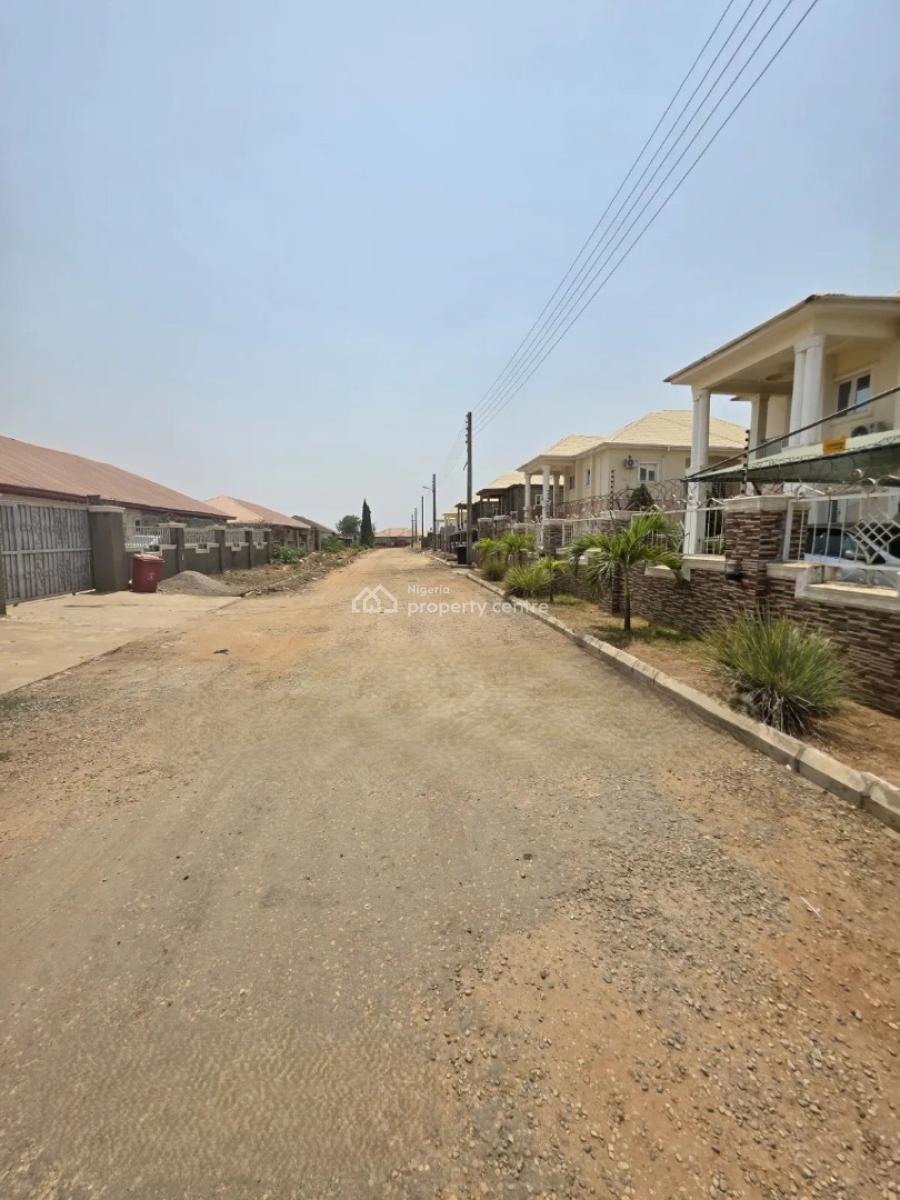 Luxury 4 Bedroom Duplex Cacas with Excellent Facilities in Lugbe -abuj, Lugbe District. Abuja - Nigeria., Sabon Lugbe, Lugbe District, Abuja, Detached Duplex for Sale