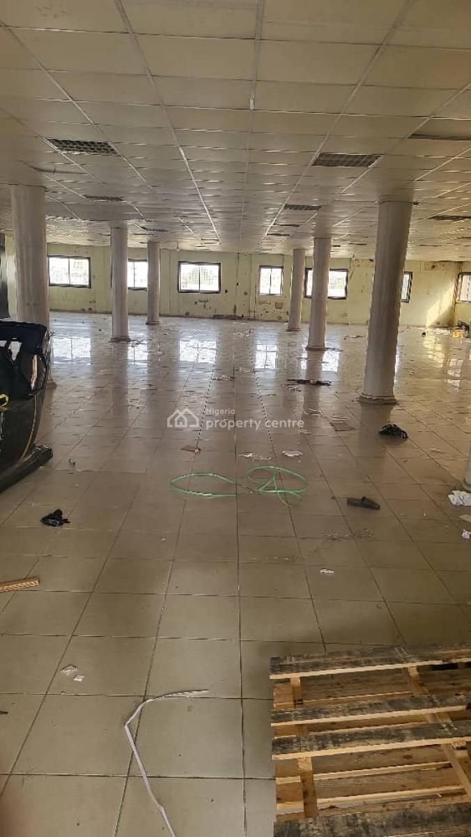 650sqm Open Office / Warehouse, Off Agindingbi Ikeja Lagos, Ikeja, Lagos, Office Space for Rent