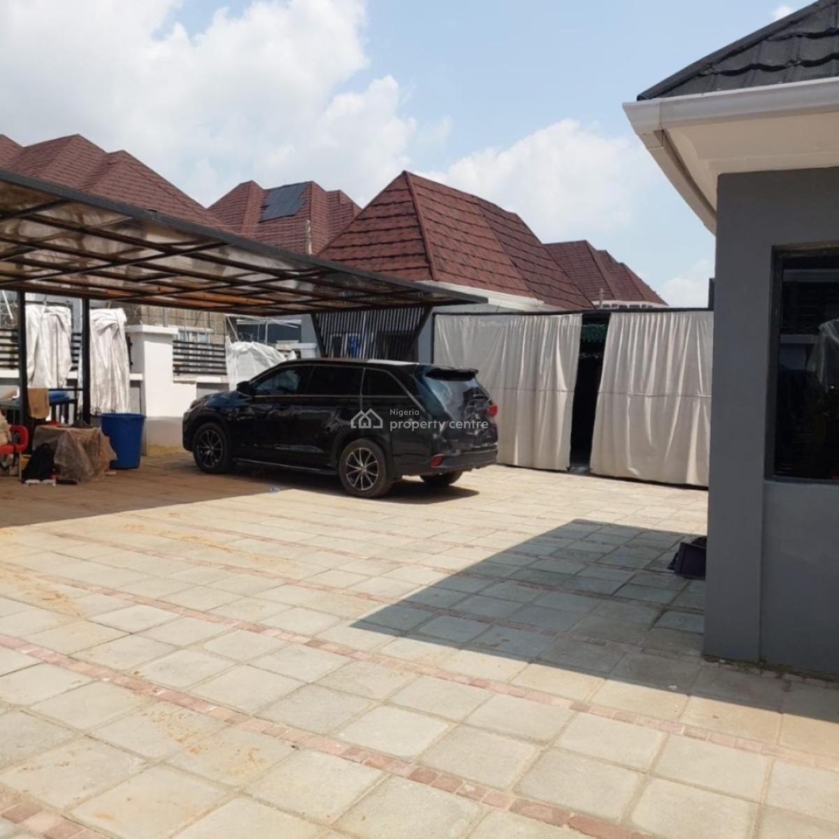 Luxury 4 Bedroom Bungalow with Excellent Facilities in Lugbe -abuja, Lugbe District. Abuja - Nigeria., Lugbe District, Abuja, Detached Bungalow for Sale