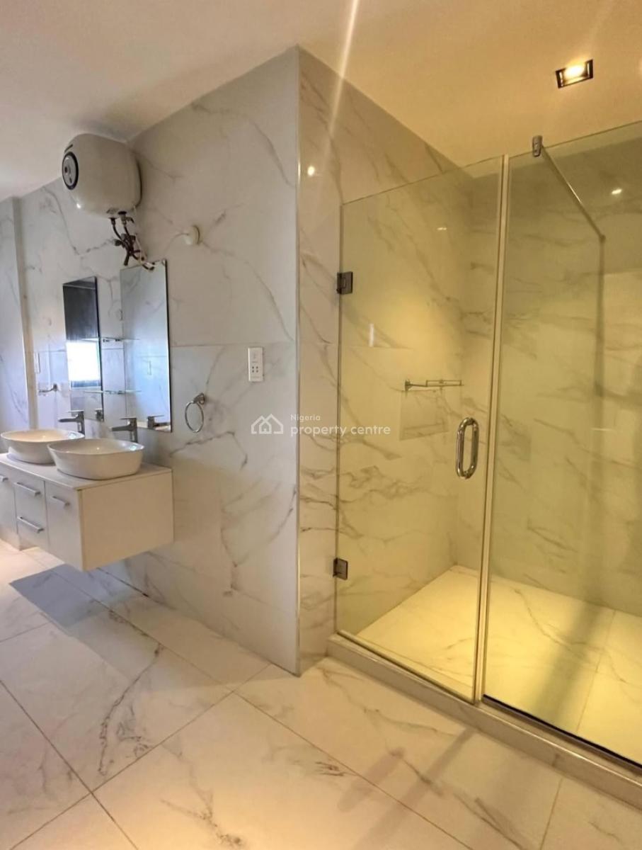 Serviced with with 24/7 Power Supply 4 Bedroom En-suite Maisonette Pen, Lekki Phase 1, Lekki, Lagos, House for Rent