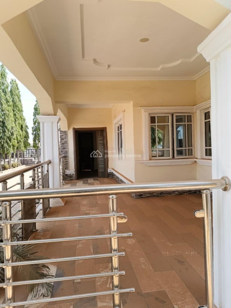 Luxury 3bedroom Bungalow with Excellent Facilities in Lugbe -abuja, Lugbe District. Abuja - Nigeria., Lugbe District, Abuja, Detached Bungalow for Sale