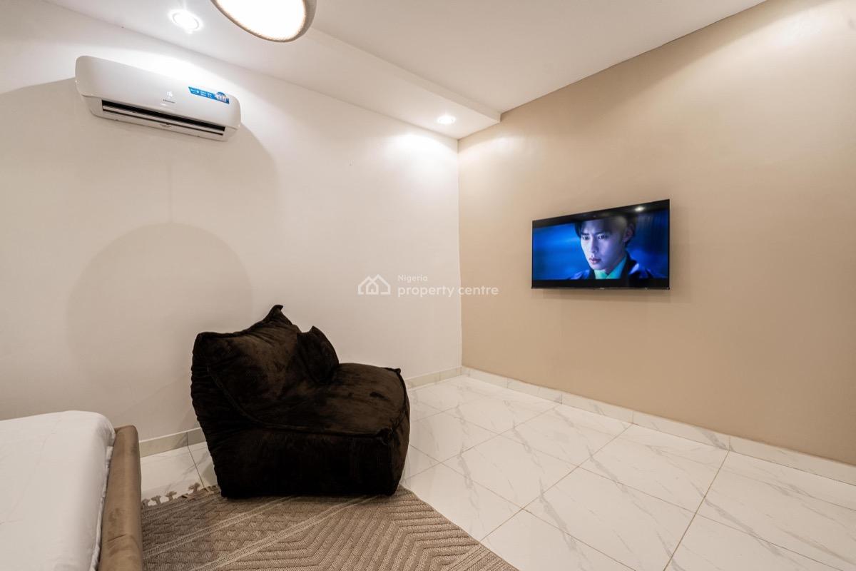 Haven  Luxury 1/2-bedroom Serviced Apartment    Prime Location:, Ikate, Lekki Phase 1, Lekki, Lagos, Detached Duplex Short Let