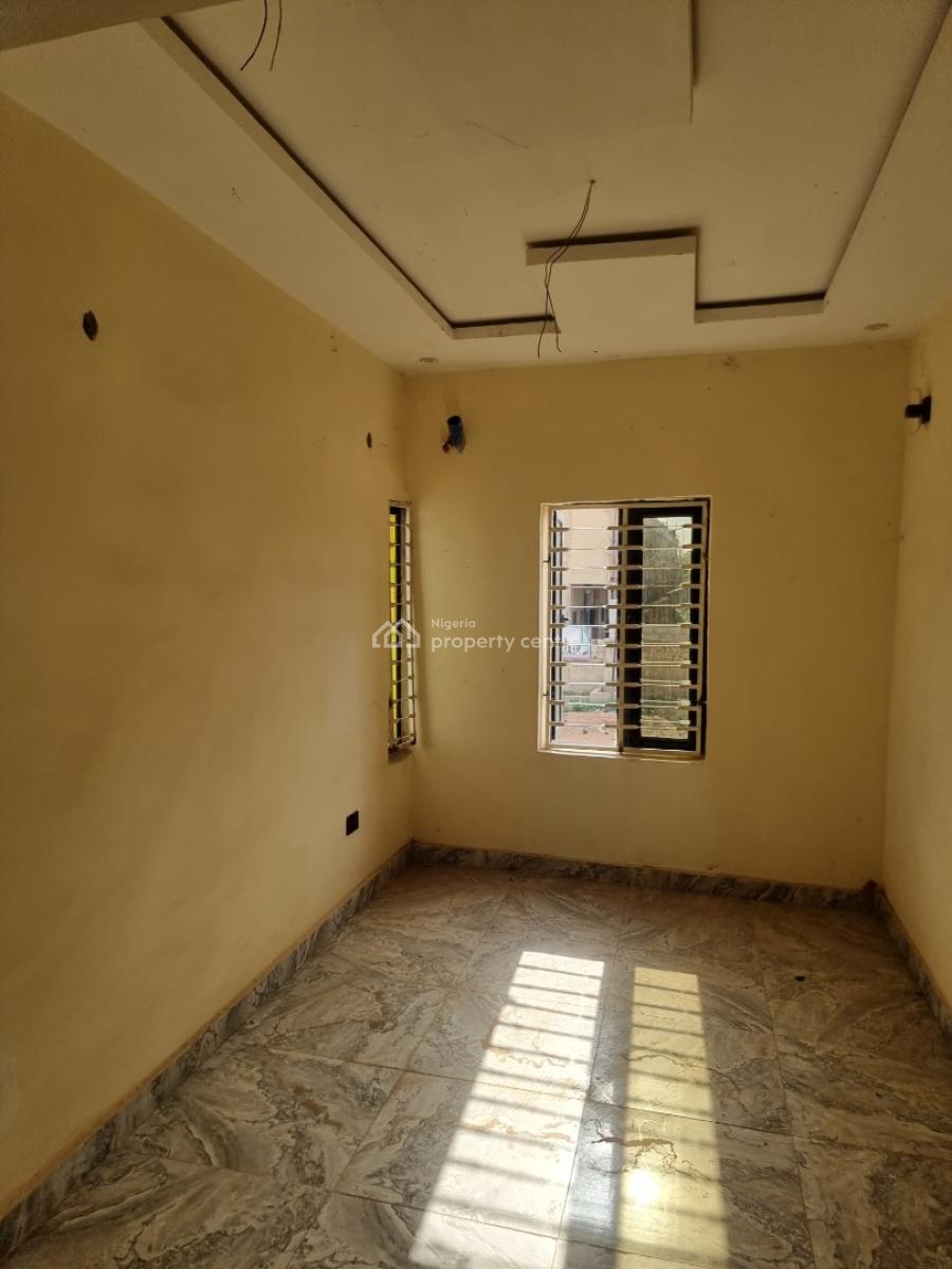 Smart Brand New 4 Bedroom Terrace Duplex, Mini Estate Behind Shafa Filling Station, Lugbe District, Abuja, Terraced Duplex for Rent