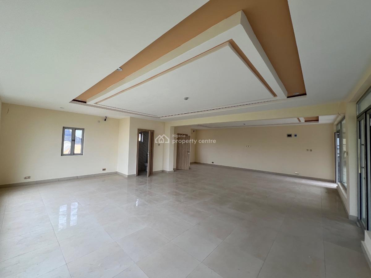 Strategically Located Brand New 86 Square Metres Supermarket Space, Gwarinpa, Abuja, Shop for Sale
